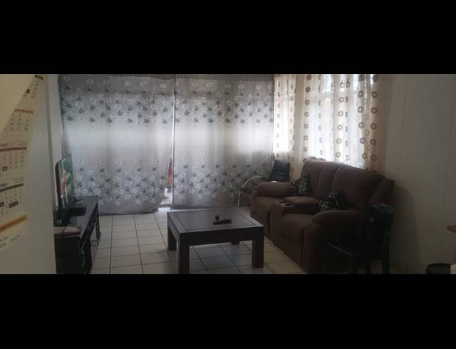2 BEDROOM PROPERTY TO RENT IN SUNNYSIDE